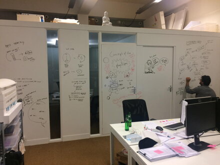 ACTIVE WALL - TRANSPARENT FROM 3,5 m²